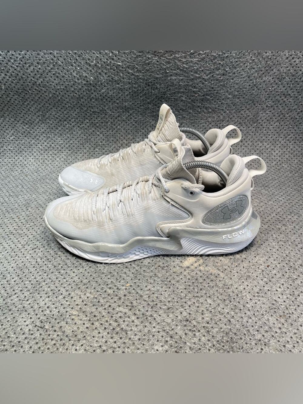 Under Armour Flow Ace Low Volleyball Shoes Size 11 Women’s